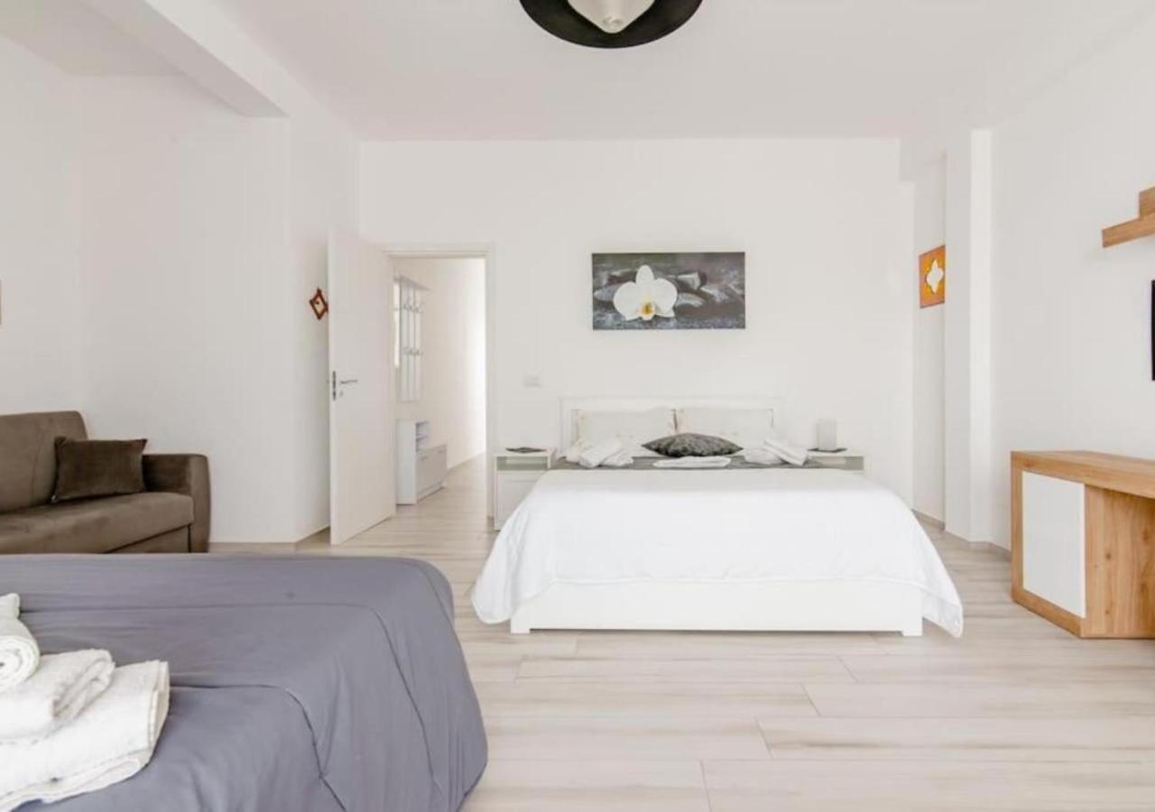 Il Barone Rosso B&B Lecce Eksteriør billede